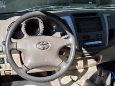 TOYOTA HILUX SW4 3.0 SRV 4X4 16V /2007 DE CONTO AUTOMÓVEIS SARANDI / Carros no Vale