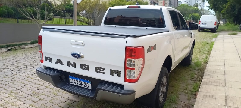 FORD RANGER XLS 2.2 4X4 CD DIESEL AUT. 2022/2022 ELY AUTOMÓVEIS LAJEADO / Carros no Vale