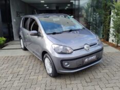 VOLKSWAGEN UP! 1.0 MOVE TSI /2017 DE CONTO AUTOMÓVEIS SARANDI / Carros no Vale