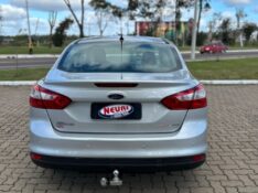 FORD FOCUS SEDAN 2.0 16V/2.0 16V FLEX 4P AUT. /2014 NEURI VEÍCULOS LAJEADO / Carros no Vale