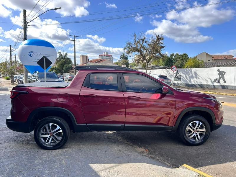 FIAT TORO FREEDOM 1.8 16V FLEX AUT. 2017/2017 LS MULTIMARCAS VENÂNCIO AIRES / Carros no Vale