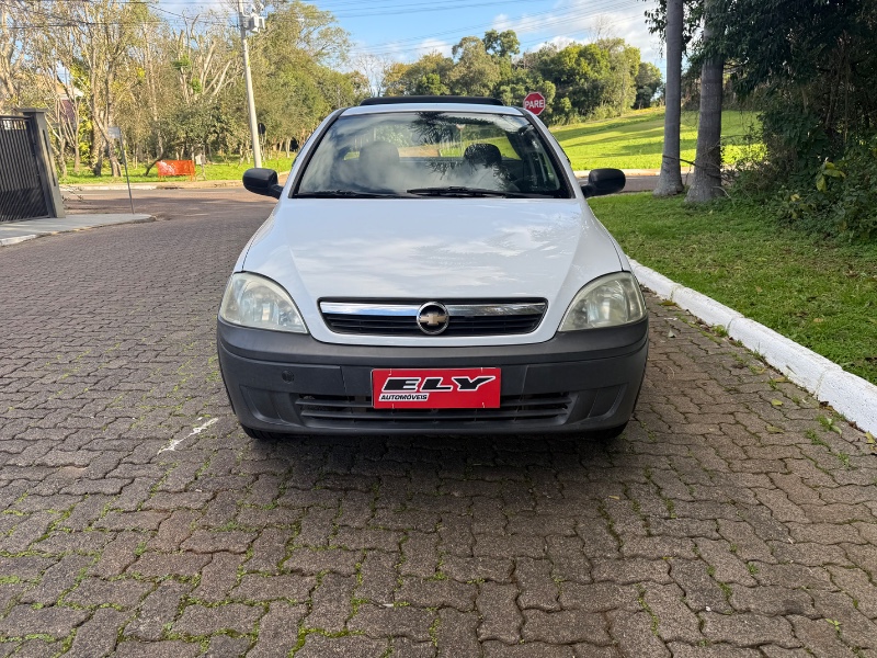 CHEVROLET MONTANA 1.4 8V CONQUEST ECONOFLEX 2010/2010 ELY AUTOMÓVEIS LAJEADO / Carros no Vale