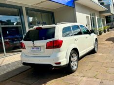 FIAT FREEMONT PRECISION 2.4 7 LUGARES 2013/2014 SÉTIMA VEÍCULOS GUAPORÉ / Carros no Vale