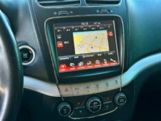 FIAT FREEMONT PRECISION 2.4 7 LUGARES 2013/2014 SÉTIMA VEÍCULOS GUAPORÉ / Carros no Vale