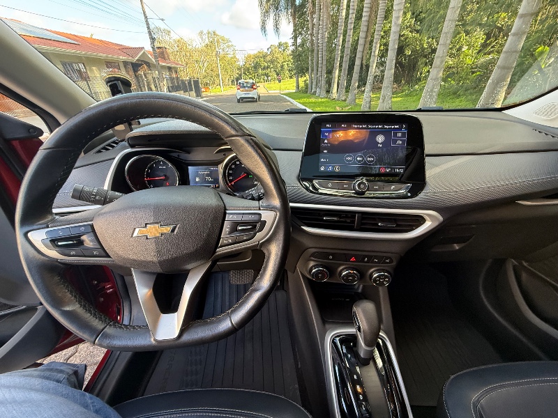 CHEVROLET TRACKER 1.2 12V PREMIER TURBO FLEX 4P AUTOMÁTICO 2023/2023 ELY AUTOMÓVEIS LAJEADO / Carros no Vale
