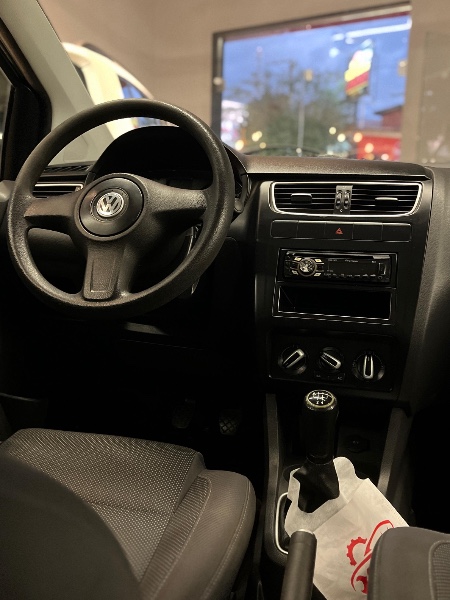 VOLKSWAGEN FOX1.0 GII 2011/2011 JM AUTOMÓVEIS VENÂNCIO AIRES / Carros no Vale