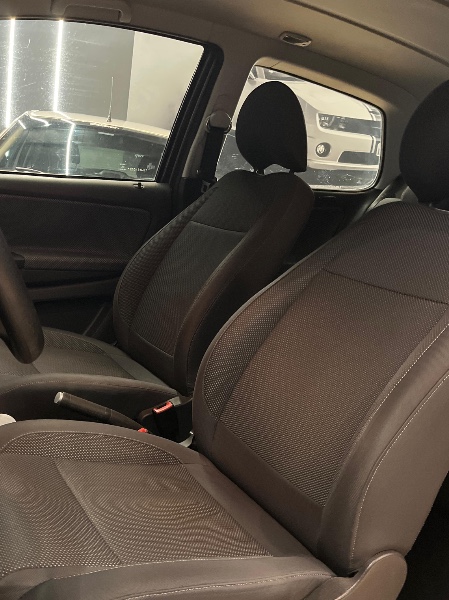 VOLKSWAGEN FOX1.0 GII 2011/2011 JM AUTOMÓVEIS VENÂNCIO AIRES / Carros no Vale