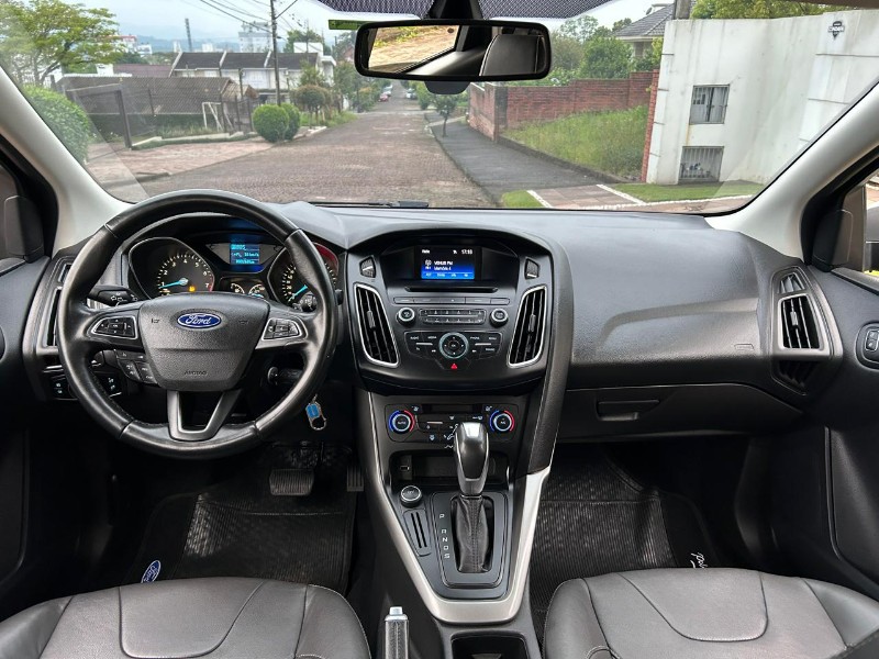 FORD FOCUS 2.0 16V/SE/SE PLUS FLEX 5P AUT. 2016/2016 LS MULTIMARCAS VENÂNCIO AIRES / Carros no Vale