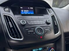 FORD FOCUS 2.0 16V/SE/SE PLUS FLEX 5P AUT. 2016/2016 LS MULTIMARCAS VENÂNCIO AIRES / Carros no Vale