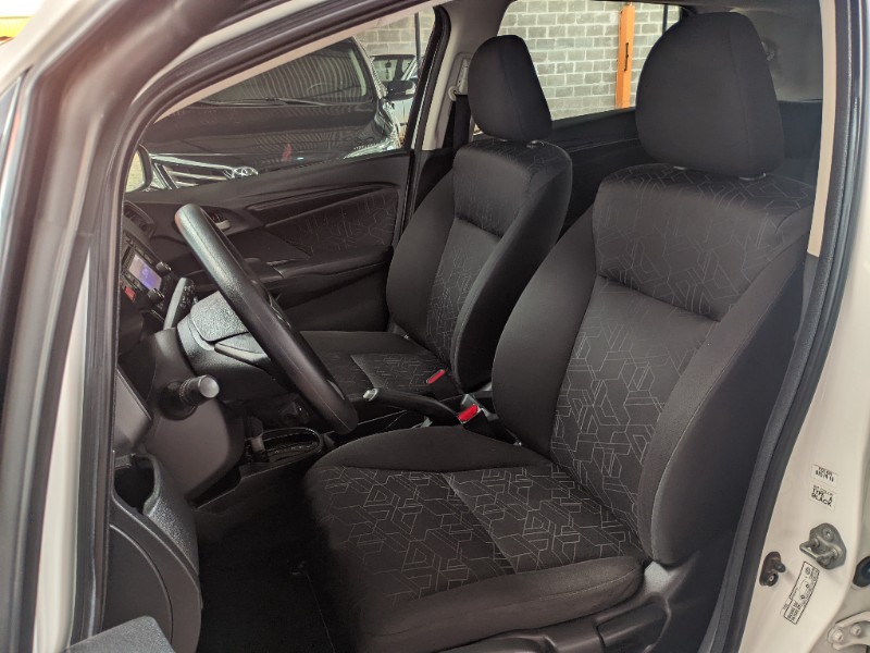 HONDA FIT 1.5 EX 16V CVT 2014/2015 RICARDO VEÍCULOS TEUTÔNIA / Carros no Vale
