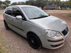 VOLKSWAGEN POLO HATCH SPORTLINE 1.6 /2007 MENEGHINI VEÍCULOS ARROIO DO MEIO / Carros no Vale