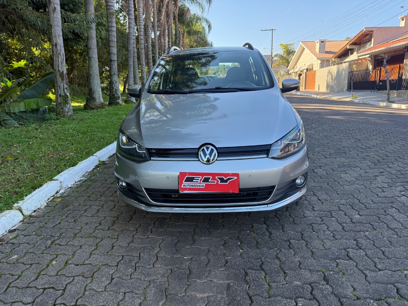 VOLKSWAGEN FOX 1.0 MPI TRACK (FLEX) 2017/2017 ELY AUTOMÓVEIS LAJEADO / Carros no Vale