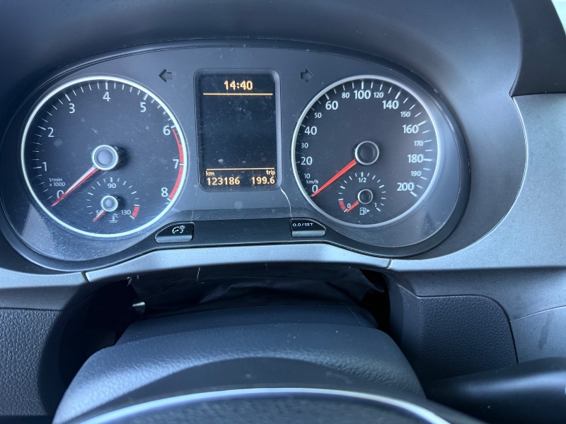 VOLKSWAGEN FOX 1.0 MPI TRACK (FLEX) 2017/2017 ELY AUTOMÓVEIS LAJEADO / Carros no Vale