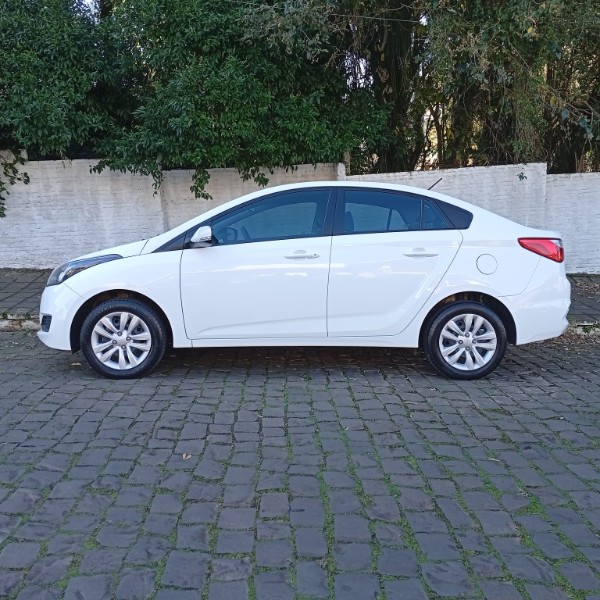 HYUNDAI HB20 COMF 1.6 AUT. 2017/2018 ALTERNATIVA VEÍCULOS LAJEADO / Carros no Vale