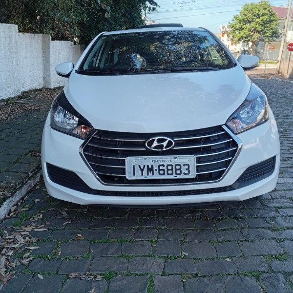 HYUNDAI HB20 COMF 1.6 AUT. 2017/2018 ALTERNATIVA VEÍCULOS LAJEADO / Carros no Vale