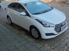 HYUNDAI HB20 COMF 1.6 AUT. 2017/2018 ALTERNATIVA VEÍCULOS LAJEADO / Carros no Vale