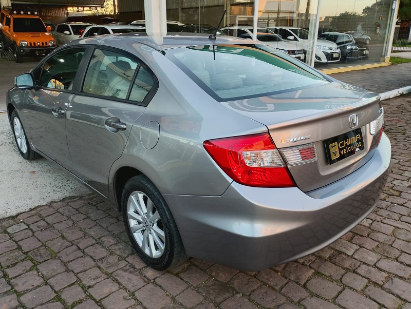 HONDA CIVIC 1.8 LXS 16V /2014 CHIMA VEÍCULOS VENÂNCIO AIRES / Carros no Vale