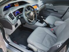 HONDA CIVIC 1.8 LXS 16V /2014 CHIMA VEÍCULOS VENÂNCIO AIRES / Carros no Vale