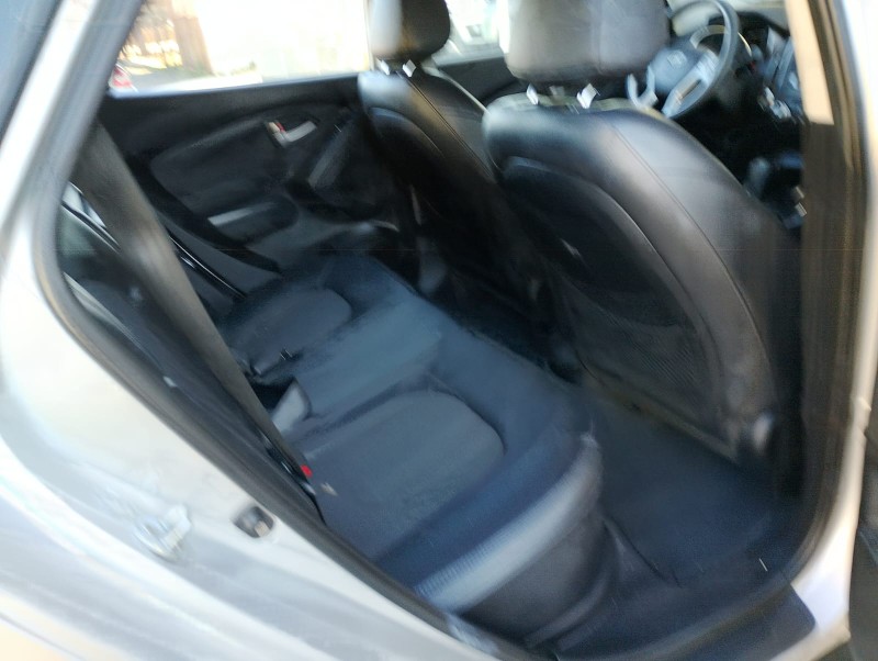 HYUNDAI IX35 2.0 GL /2015 CHIMA VEÍCULOS VENÂNCIO AIRES / Carros no Vale