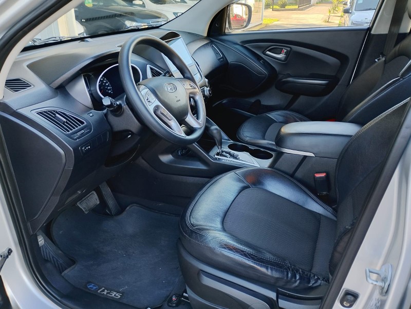 HYUNDAI IX35 2.0 GL /2015 CHIMA VEÍCULOS VENÂNCIO AIRES / Carros no Vale
