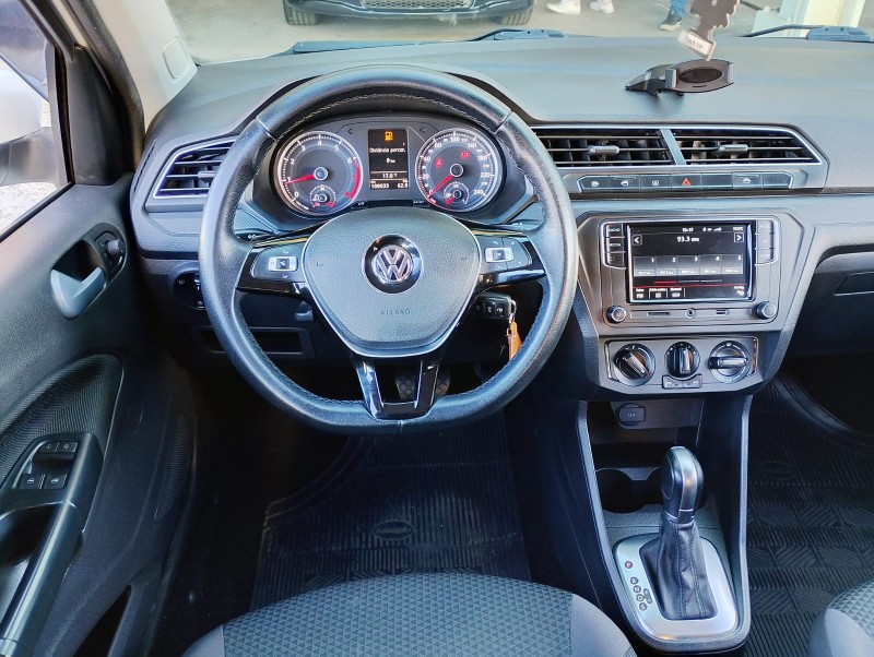 VOLKSWAGEN VOYAGE 1.6 MSI /2019 CHIMA VEÍCULOS VENÂNCIO AIRES / Carros no Vale