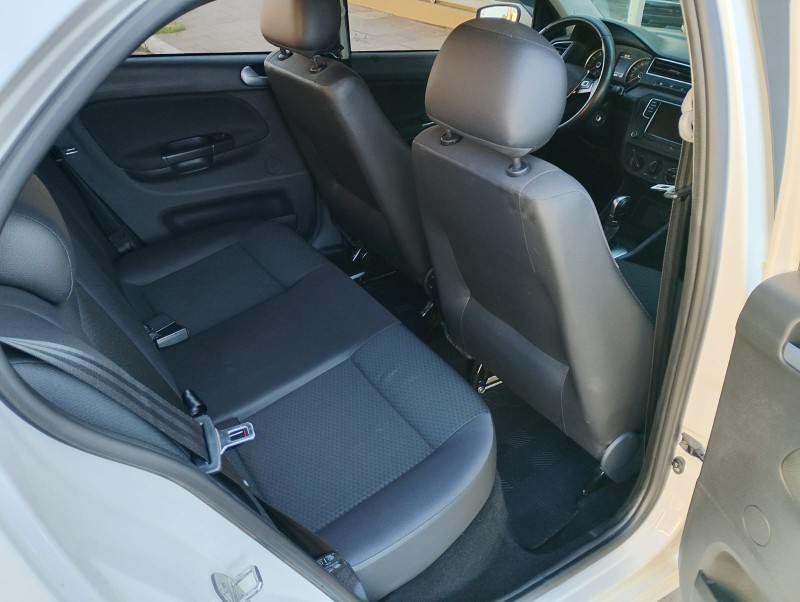 VOLKSWAGEN VOYAGE 1.6 MSI /2019 CHIMA VEÍCULOS VENÂNCIO AIRES / Carros no Vale