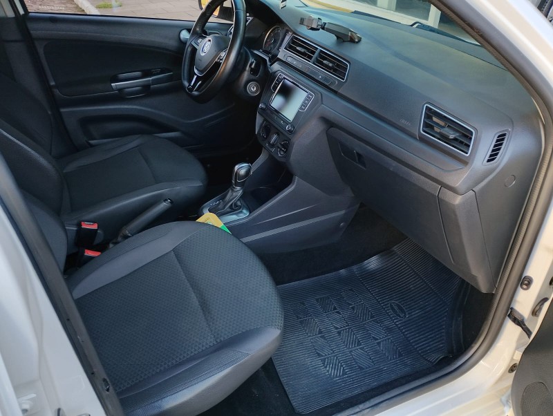 VOLKSWAGEN VOYAGE 1.6 MSI /2019 CHIMA VEÍCULOS VENÂNCIO AIRES / Carros no Vale