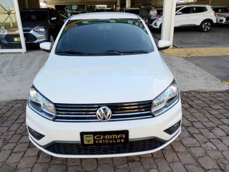 VOLKSWAGEN VOYAGE 1.6 MSI /2019 CHIMA VEÍCULOS VENÂNCIO AIRES / Carros no Vale