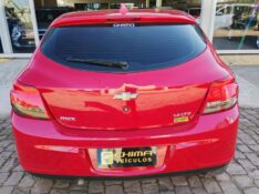 CHEVROLET ONIX HATCH LTZ 1.4 8V FLEXPOWER 5P MEC. /2013 CHIMA VEÍCULOS VENÂNCIO AIRES / Carros no Vale