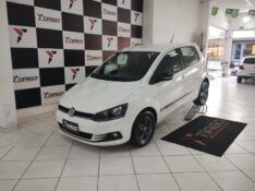 VOLKSWAGEN FOX RUN 1.6 8V 2017/2017 TIAGO AUTOMÓVEIS VENÂNCIO AIRES / Carros no Vale