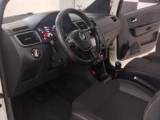 VOLKSWAGEN FOX RUN 1.6 8V 2017/2017 TIAGO AUTOMÓVEIS VENÂNCIO AIRES / Carros no Vale