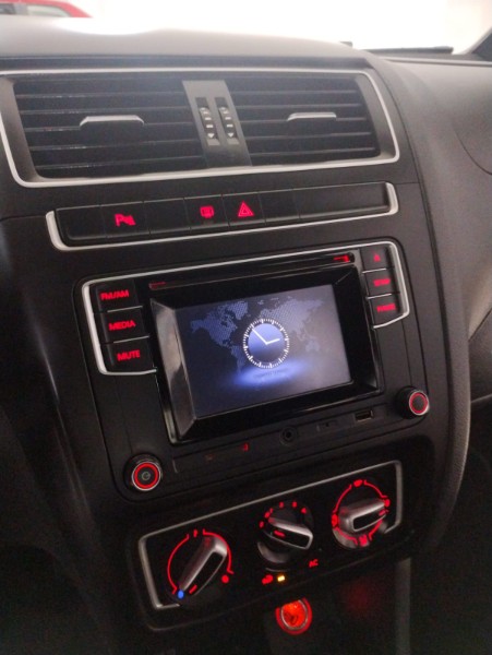 VOLKSWAGEN FOX RUN 1.6 8V 2017/2017 TIAGO AUTOMÓVEIS VENÂNCIO AIRES / Carros no Vale