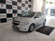 CHEVROLET ONIX 1.0 2018/2018 TIAGO AUTOMÓVEIS VENÂNCIO AIRES / Carros no Vale