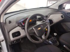 CHEVROLET ONIX 1.0 2018/2018 TIAGO AUTOMÓVEIS VENÂNCIO AIRES / Carros no Vale