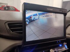 CHEVROLET ONIX 1.0 2018/2018 TIAGO AUTOMÓVEIS VENÂNCIO AIRES / Carros no Vale