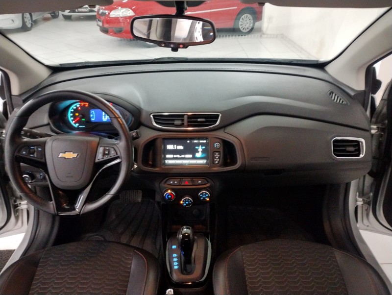 CHEVROLET ONIX 1.4 LTZ 2017/2017 TIAGO AUTOMÓVEIS VENÂNCIO AIRES / Carros no Vale