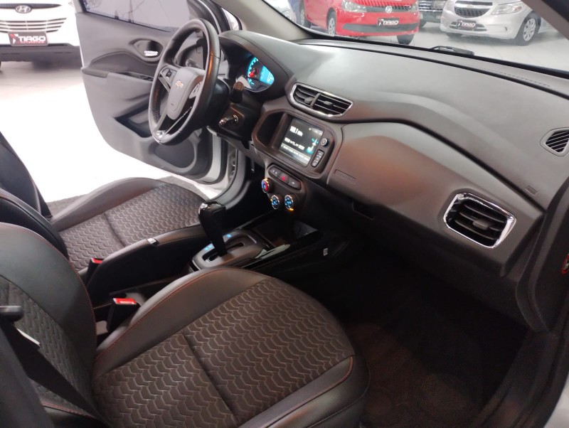 CHEVROLET ONIX 1.4 LTZ 2017/2017 TIAGO AUTOMÓVEIS VENÂNCIO AIRES / Carros no Vale
