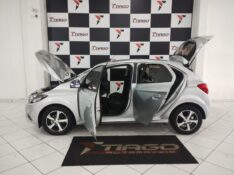 CHEVROLET ONIX 1.4 LTZ 2017/2017 TIAGO AUTOMÓVEIS VENÂNCIO AIRES / Carros no Vale
