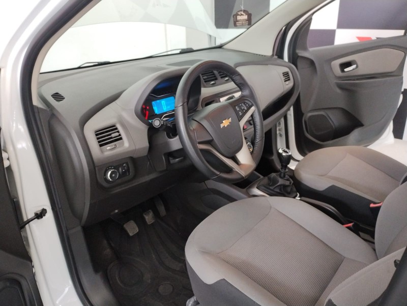 CHEVROLET SPIN 1.8 LTZ 2016/2016 TIAGO AUTOMÓVEIS VENÂNCIO AIRES / Carros no Vale