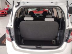 CHEVROLET SPIN 1.8 LTZ 2016/2016 TIAGO AUTOMÓVEIS VENÂNCIO AIRES / Carros no Vale
