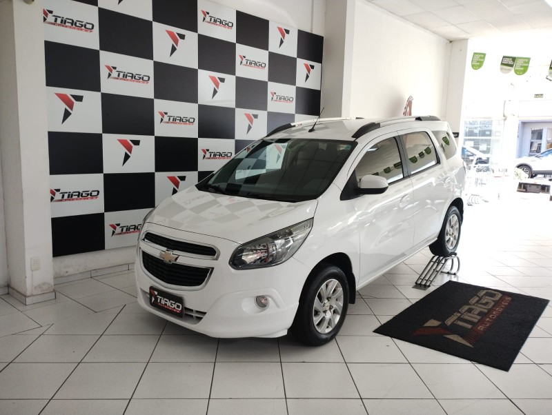 CHEVROLET SPIN 1.8 LTZ 2016/2016 TIAGO AUTOMÓVEIS VENÂNCIO AIRES / Carros no Vale
