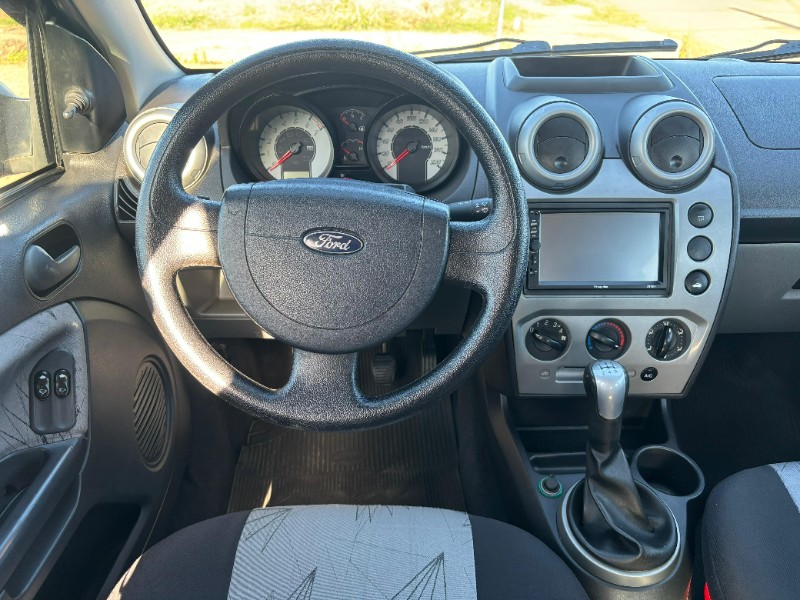 FORD FIESTA CLASS 1.0 /2010 RT 811 VEÍCULOS ARROIO DO MEIO / Carros no Vale