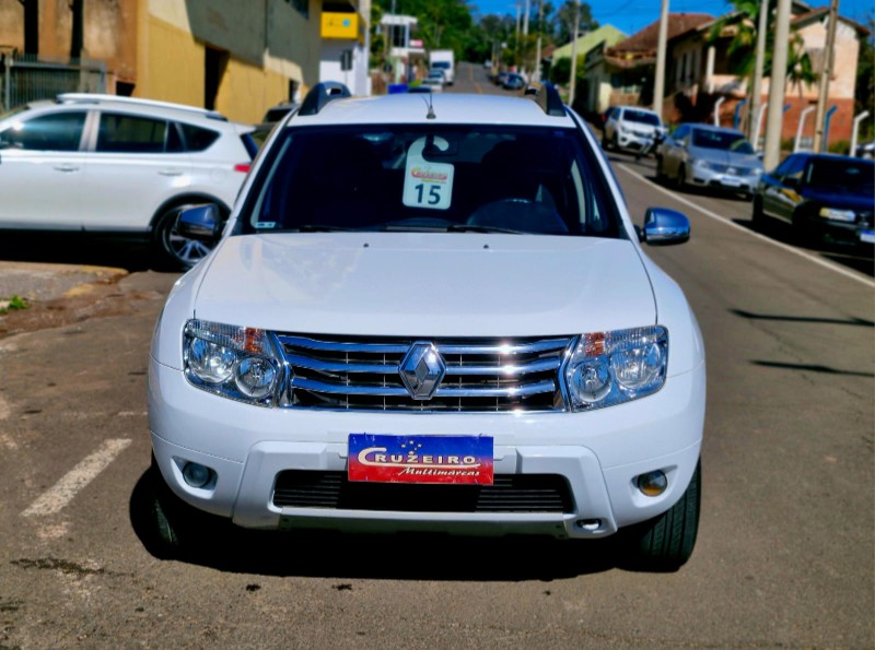 RENAULT DUSTER 2.0 DYNAMIQUE 4X2 16V 2015/2015 CRUZEIRO MULTIMARCAS CRUZEIRO DO SUL / Carros no Vale