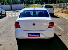 VOLKSWAGEN VOYAGE 1.6 2011/2011 CRUZEIRO MULTIMARCAS CRUZEIRO DO SUL / Carros no Vale