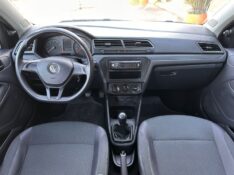 VOLKSWAGEN GOL 1.0 /2023 MENEGHINI VEÍCULOS ARROIO DO MEIO / Carros no Vale