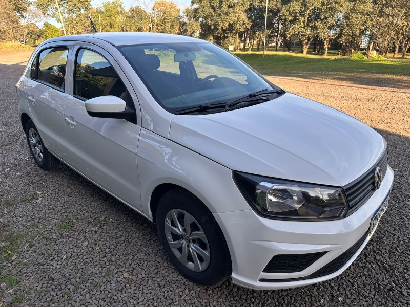 VOLKSWAGEN GOL 1.0 /2023 MENEGHINI VEÍCULOS ARROIO DO MEIO / Carros no Vale
