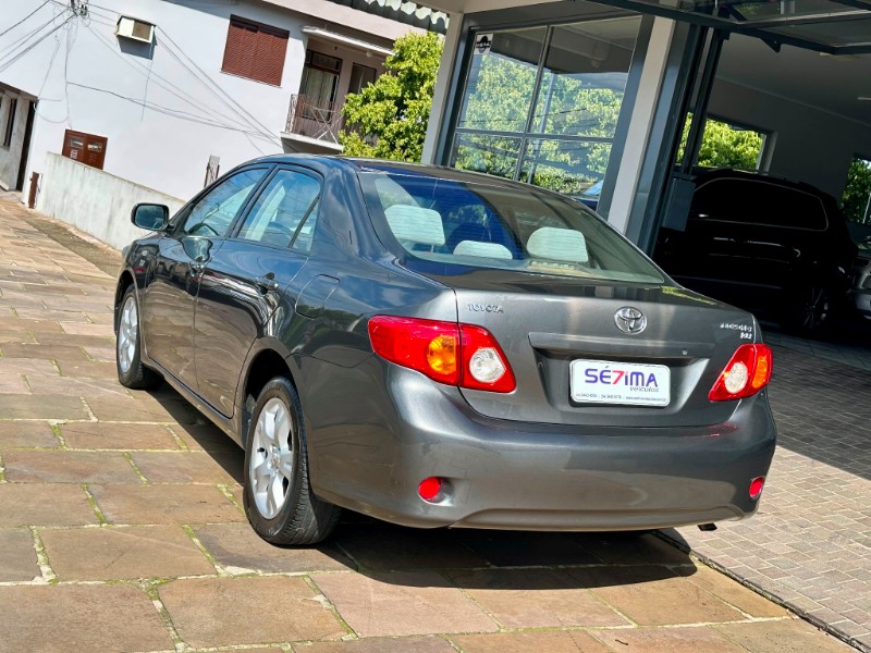 TOYOTA COROLLA GLI 1.8 AT FLEX 2010/2011 SÉTIMA VEÍCULOS GUAPORÉ / Carros no Vale