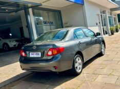 TOYOTA COROLLA GLI 1.8 AT FLEX 2010/2011 SÉTIMA VEÍCULOS GUAPORÉ / Carros no Vale