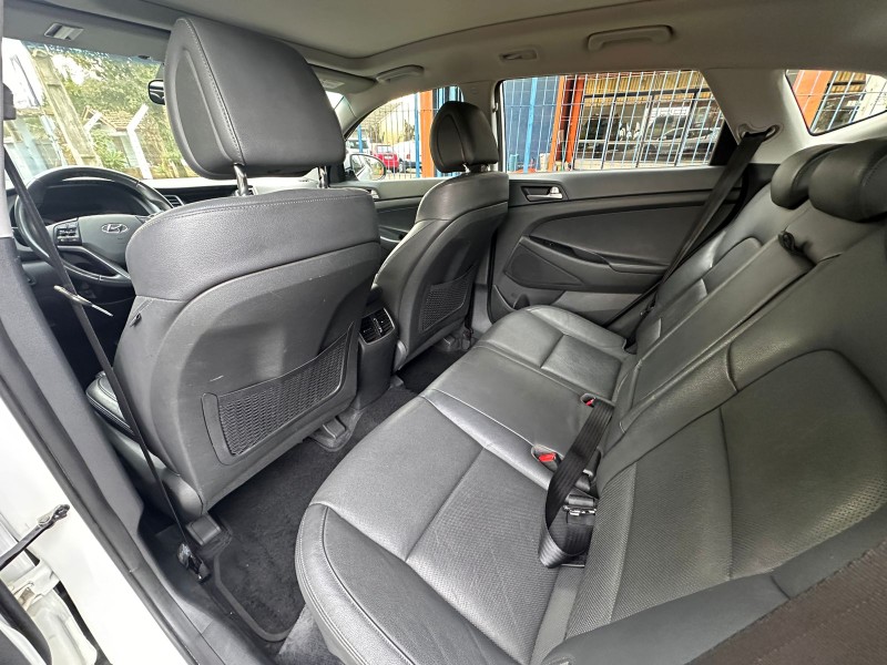 HYUNDAI NEW TUCSON 1.6 TURBO /2021 MENEGHINI VEÍCULOS ARROIO DO MEIO / Carros no Vale
