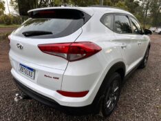 HYUNDAI NEW TUCSON 1.6 TURBO /2021 MENEGHINI VEÍCULOS ARROIO DO MEIO / Carros no Vale